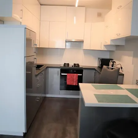 Uroczy Apartament- Appartement Kołobrzeg